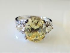 Sterling Silver 4.5 ct Lemon Citrine Ring