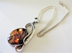 Vintage Sterling Silver Baltic Amber Pendant Necklace