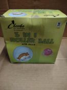 Cheeko 3 in 1 roller ball with stand RRP £10 Grade U
