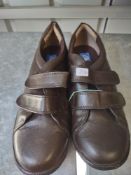 Brown velcro fastening child's shoes size 8 RRP £20 Grade A