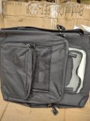 Folding pet carrier RRP £30 Grade U