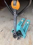 Jungheinrich AM22 – 57mm Low Profile Hand Pallet Truck