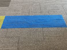 80 x Blue rectangular carpet tiles