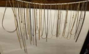 Collection Of 31 Chains (2)
