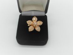 18Ct Rose Gold 5 Leaf Petal Pattern Diamond Ring