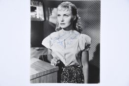 JOANNE WOODWARD Original signature
