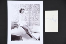 LAUREN BACALL Original signature