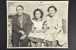 SHIRLEY TEMPLE Original signature