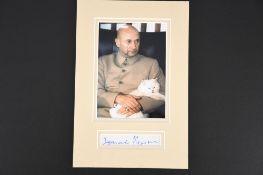 DONALD PLEASANCE Original signature