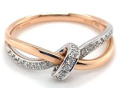 Diamond Twist Ring Set In 18K Rose Gold