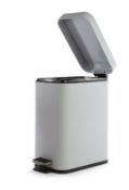(R5C) 7x Mixed Pedal Bins. 5x 5L Mixed Colour. 1x 3L White. 1x Addis Stainless Steel 40L Twin Recyc