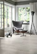 (R3B) 16x Egger Laminate Flooring Packs Grey Elva Oak 10mm. (1.7441m2 Per Pack)