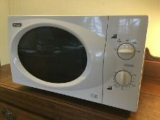 (R1I) 1x DeLonghi Touch Control Microwave Oven 1300W (EM821AAN-X2)