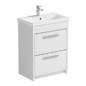 Pallet of bathroom stock with an approximate combined RRP £1335
