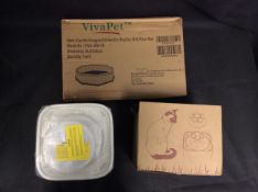 2x Mixed Pet Items To Include Water Fountain For Pets, Octagon Mini Playpen For Pets