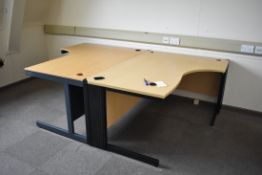Corner Desk LH & RH, H2000W1000 Tambour Door Unit, Pinboard