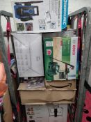 Pallet containing Home and Electrical items Approx. RRP £2075 - please see manifest