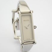Gucci / 1500L - Lady's Steel Wrist Watch