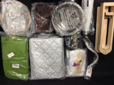 10x Mixed Items To Include Curtains, Dog Harness, Dog Bowl, Flask, Embroidery Kit, ect