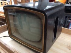Ultra Vintage Tv
