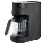 (R2A) 7x Baby Items. 2x Tommee Tippee Quick Cook Baby Food Maker Black (1x Body Only). 1x Tommee T