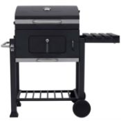(10F) 2x BBQ Items. 1x Texas Franklin Charcoal BBQ. 1x UniFlame Classic American Grill 60cm.