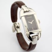 Gucci / 6800L - Lady's Steel Wrist Watch