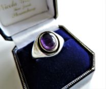 Vintage Gents Sterling Silver Amethyst Signet Ring