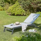 (5P) 2x Sun Lounger With Wheels . Powder Coated Steel Frame. (H34x W195x D63cm). Both Units Appear
