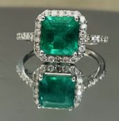 Beautiful Natural Emerald Ring With Diamonds And 18k White Gold