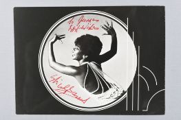 SHIRLEY BASSEY Original signature