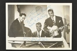NAT KING COLE (1919-1965) Original signature