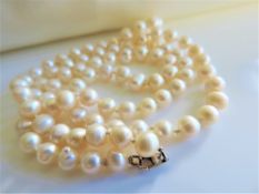 24 inch Cultured Pearl Necklace New with Gift Box