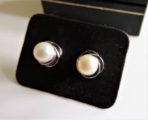 Sterling Silver Cultured Pearl Stud Earrings New with Gift Pouch