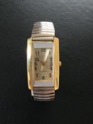 Ladies Quartz Wristwatch with Expandable Bracelet (GS 119) A Ladies Quartz Wristwatch complete