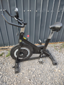 12 FIT Spinning Exercise Bike RRP £150 Grade U.