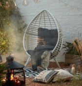 (1D) 1x Rattan Pod Egg Chair White RRP £150. Sturdy Steel Frame With Hand Woven Synthetic Rattan.