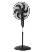 (1E) 2x Arlec 18” 6 Blade Black Pedestal Fan With Remote Control RRP £45 Each. (All Units Appear As