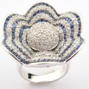 Certificated 18K White Gold Diamond & Sapphire Ring