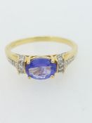 18ct (750) Yellow Gold 1.25ct Tanzanite & Diamond Dress Ring