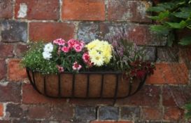 (8B) 5x Smart Garden Saxon 24” 60cm Wall Trough RRP £17.50 Each (All Units Are New).