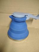 Collapsible travel kettle RRP £25 Grade B.