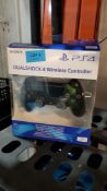 (13a) 1x Sony PS4 Dualshock 4 Wireless Controller.