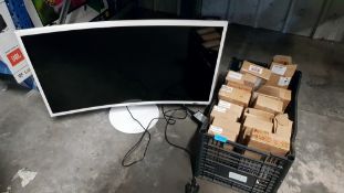 (13A) 1x Samsung Curved Monitor White (Unit Is Operational, But Has Screen Pixel Damage). Approx 17
