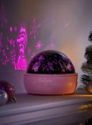 (2i) Approx 28x Items. 3x GH Christmas Beaded Lightup Star Lights. 1x GH Christmas Lightup Bauble.