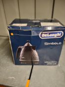 Delonghi Simbolo kettle white RRP £62.99 Grade U.