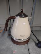 Delonghi Icona Kettle RRP £104.99 Grade U.