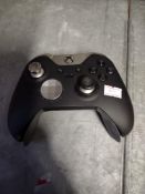 Xbox series 1 elite controller (missing battery cover) RRP £80 Grade U.