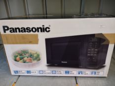Panasonic 20L microwave RRP £80 Grade U.