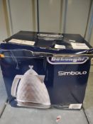Delonghi Simbolo kettle white RRP £50 Grade U.
